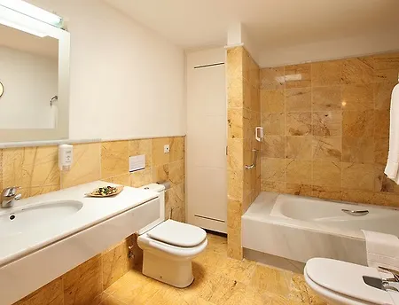 Coral Deluxe Villa *
